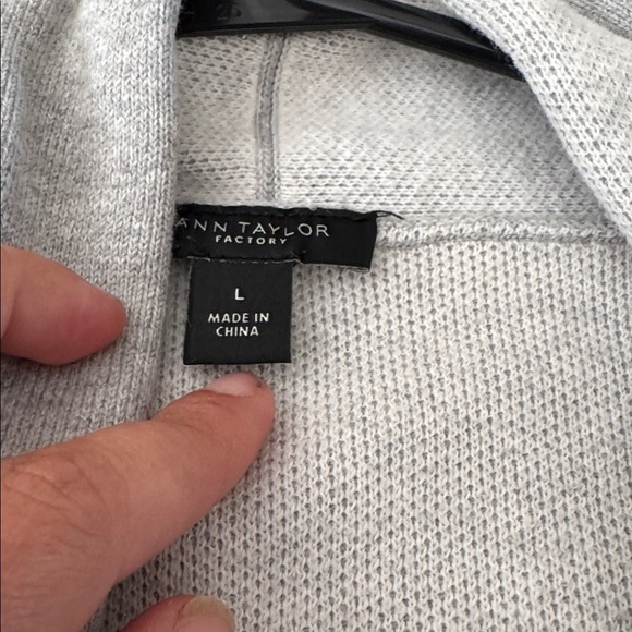 Anne Taylor large Gray Open-Front Cardigan Sweater with Long Sleeves - Picture 12 of 13